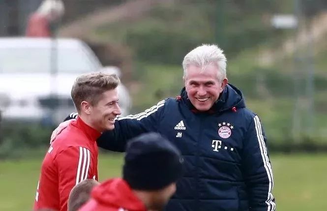 力为队友传 力为队友传