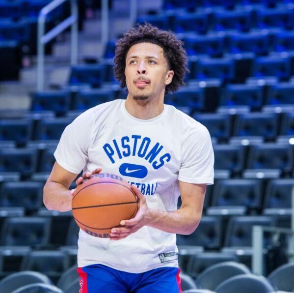 手较量时 手较量时